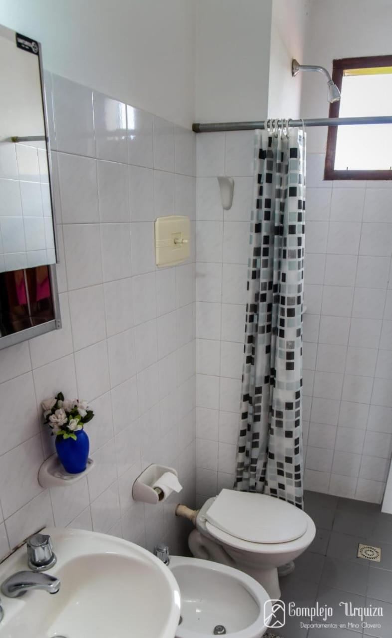 Complejo Urquiza Departamentos Apartment Мина Клаверо Екстериор снимка